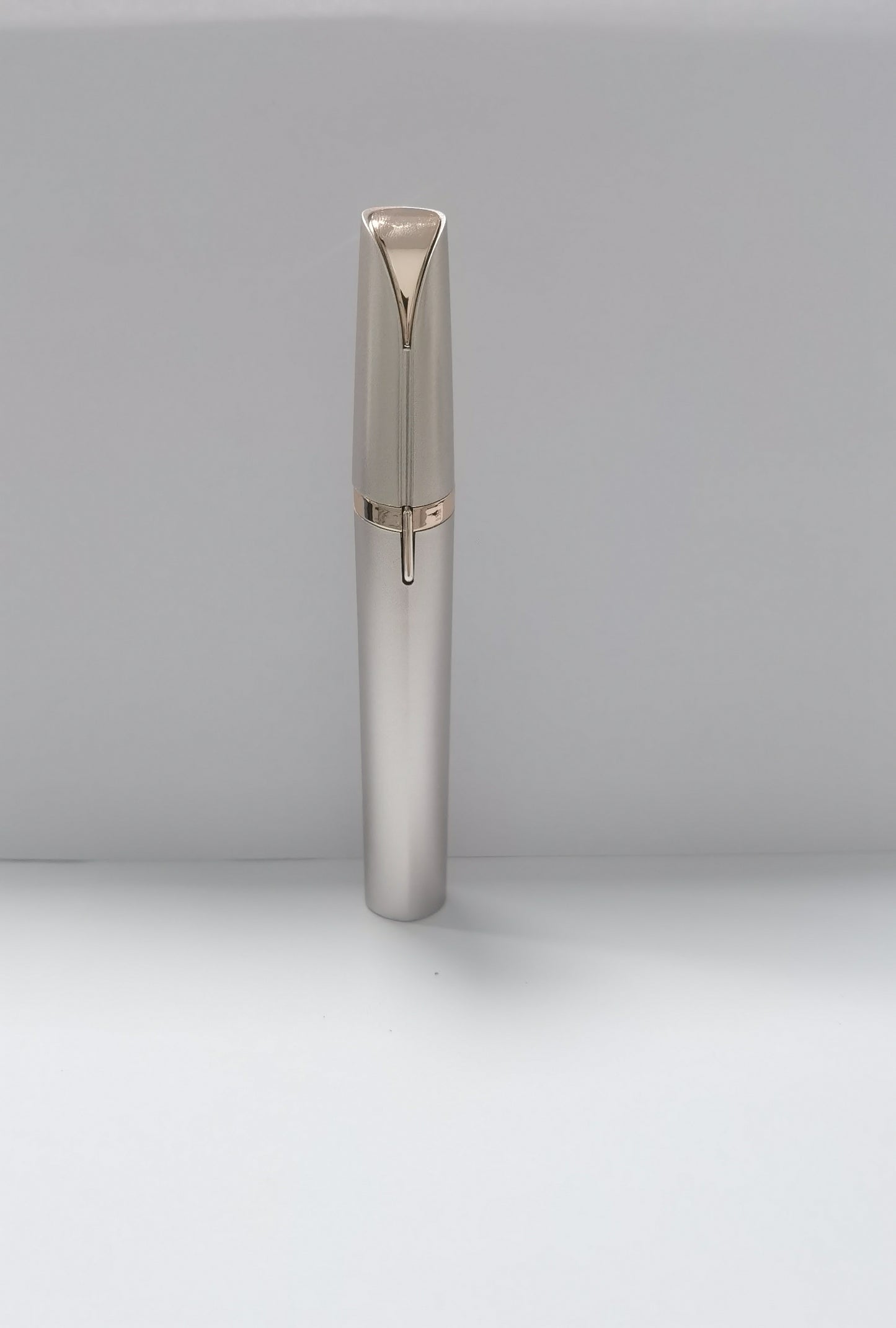 Mini Electric Eyebrow Trimmer – Painless Hair Remover with LED Light for Brows & Face - HZ Mobile