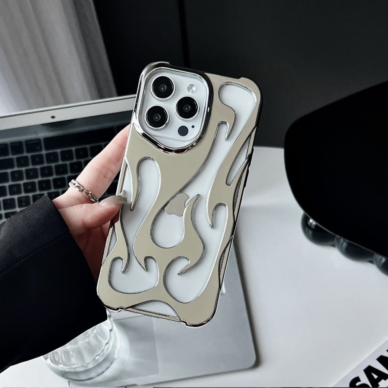 Electroplating Hollow Heat Dissipation Phone Case Flame Pattern High-grade Soft Shell - HZ Mobile